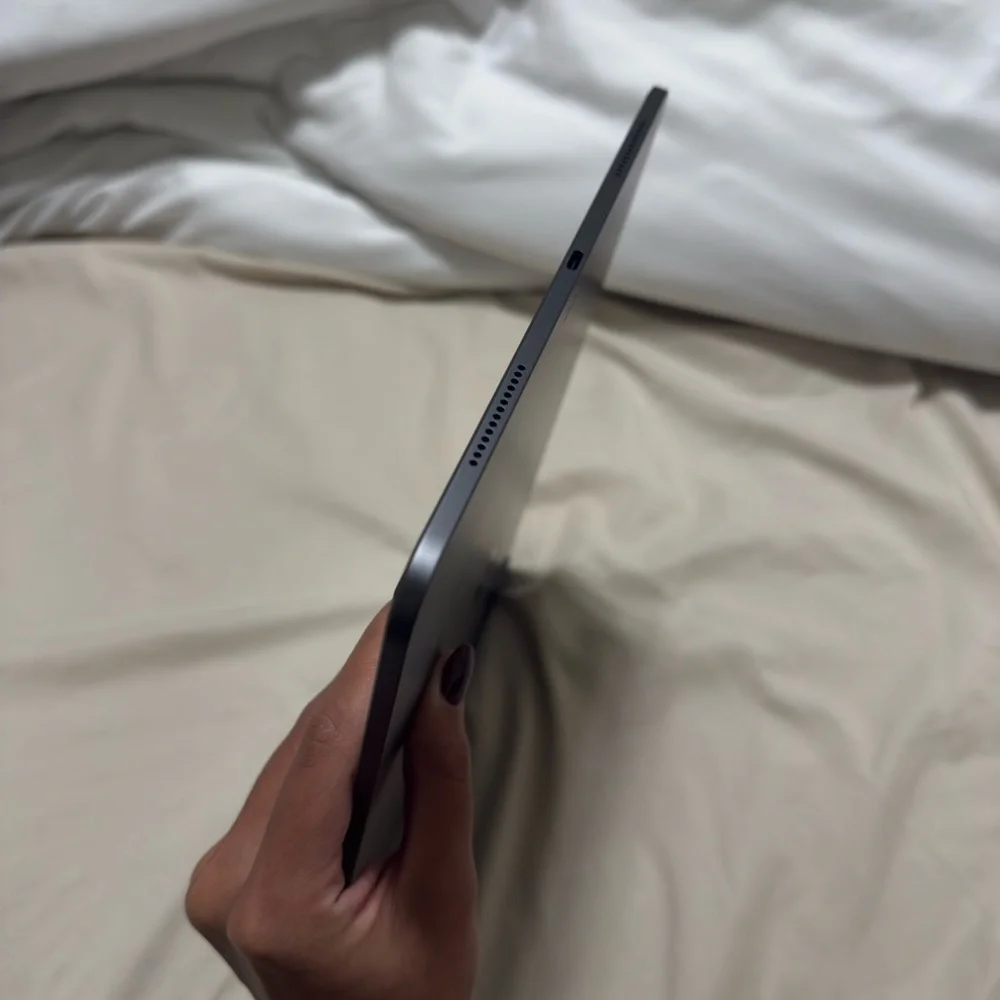 IPAD PRO 13-INCH (M4) 256GB | MAGIC KEYBOARD | APPLE PENCIL